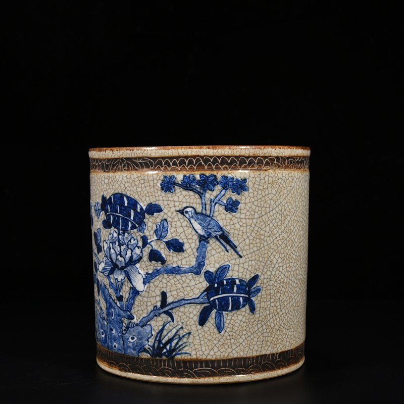 Qing Dynasty Qianlong Ge Glazed Blue and White Flower and Bird Pen Holder