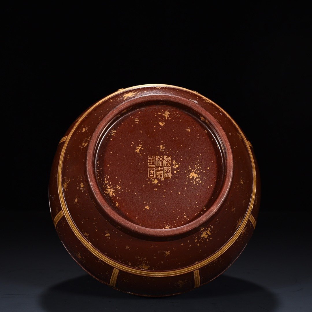 Qing Dynasty Qianlong Tang Ying Bronze Hanyuan Luohu Zun