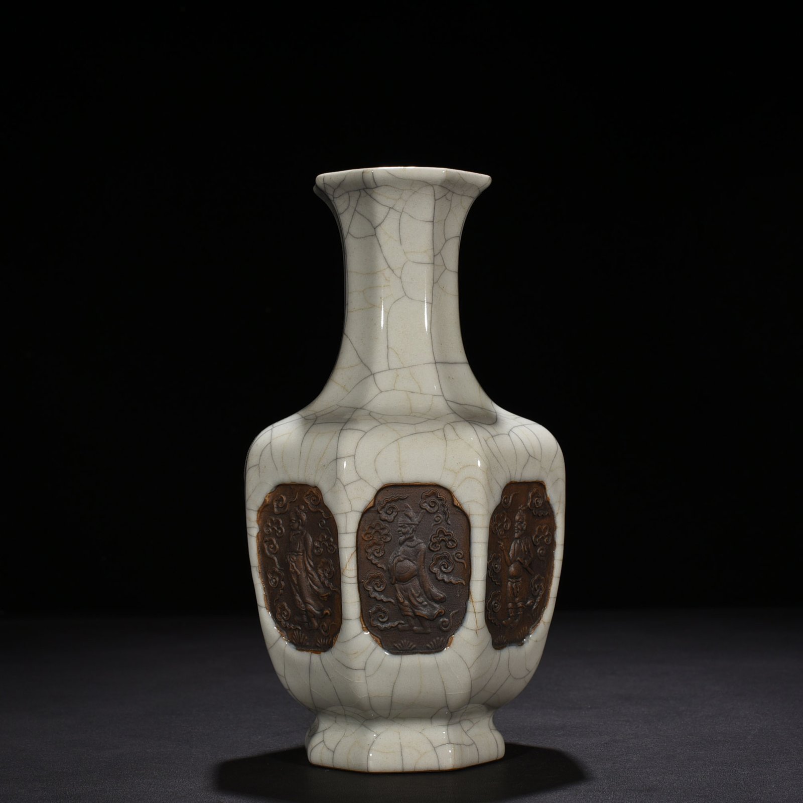 Qing Dynasty Qianlong official kiln vase with Eight Immortals figures