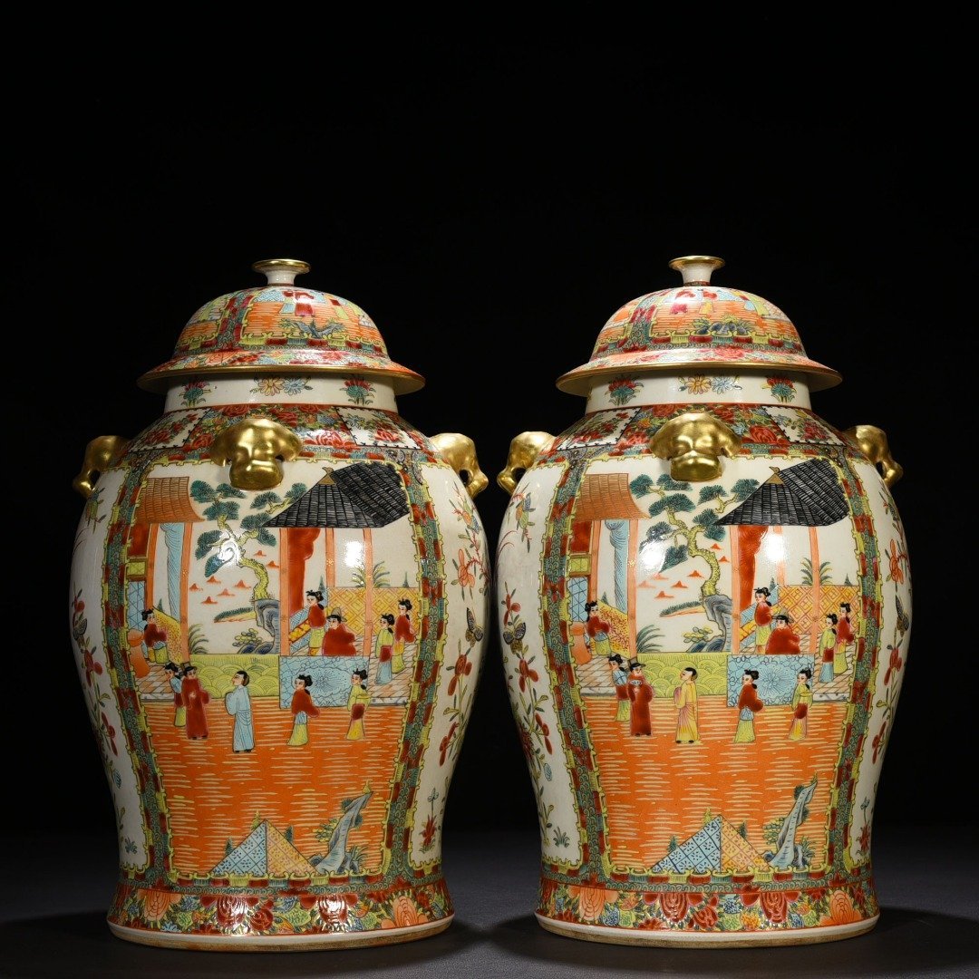 Qing Dynasty Qianlong Guangcai general jar with figures flowers and birds