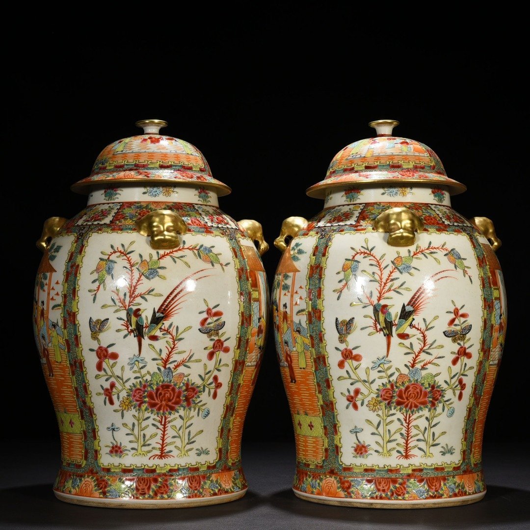 Qing Dynasty Qianlong Guangcai general jar with figures flowers and birds