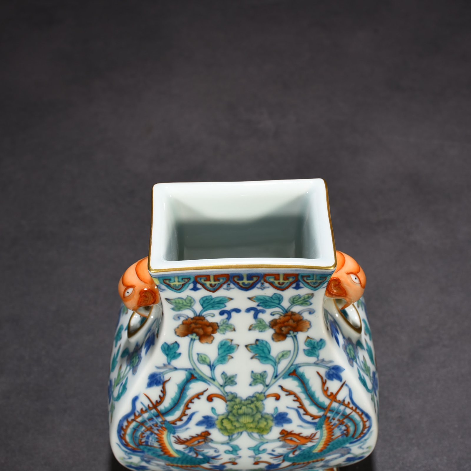 Qing Dynasty Qianlong doucai painted golden phoenix with peony elephant ear square pot