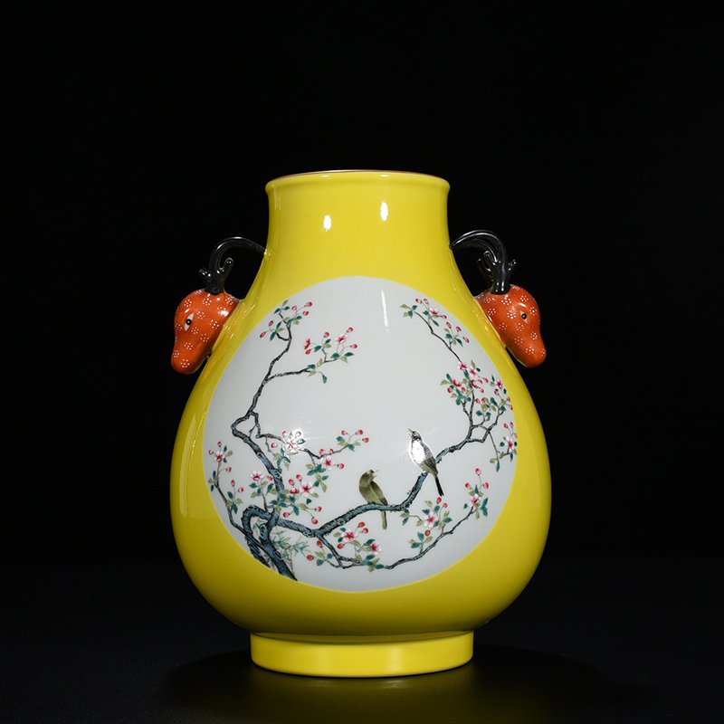 Qing Dynasty Qianlong lemon yellow glaze consecrated pastel flower