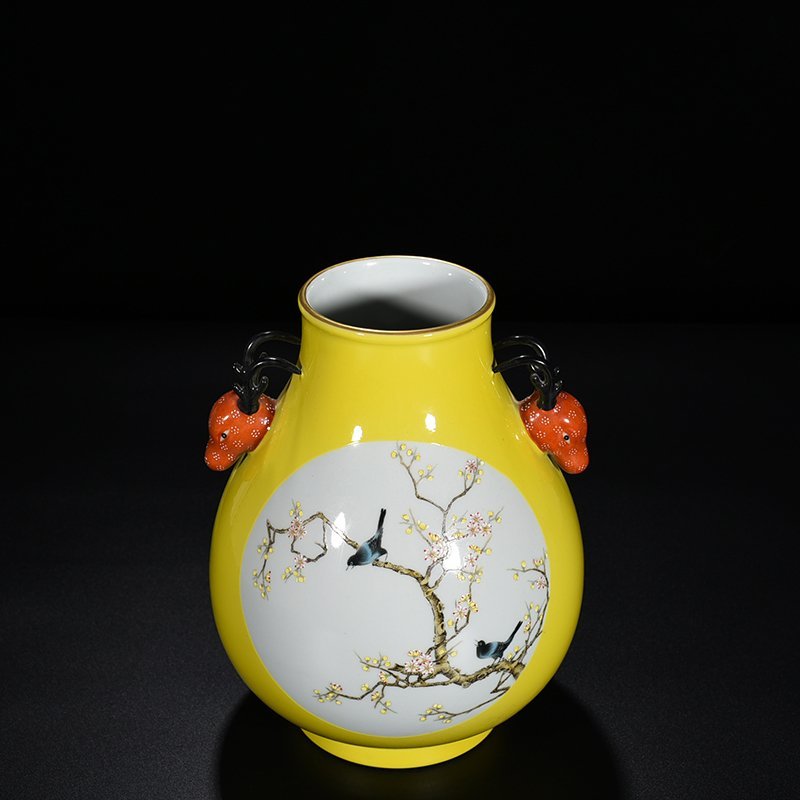 Qing Dynasty Qianlong lemon yellow glaze consecrated pastel flower