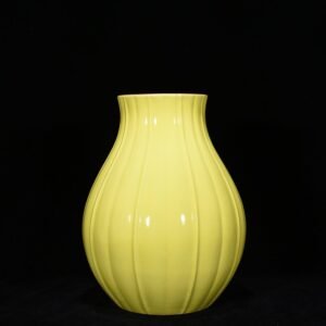 Qing Dynasty Qianlong Lemon Yellow Glaze Gualeng Zun