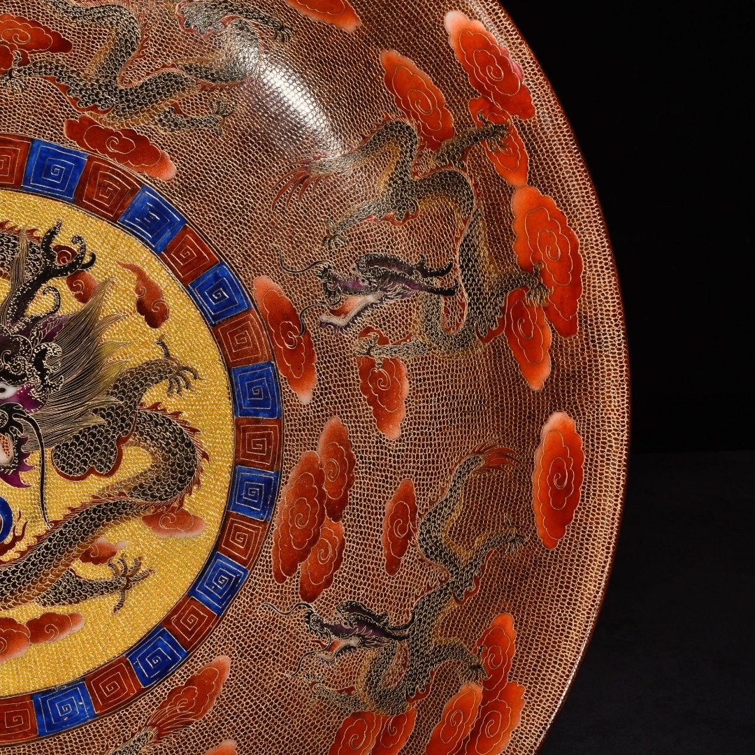 Qing Dynasty Qianlong enamel engraved gold nine-five-year-old Longevity plate