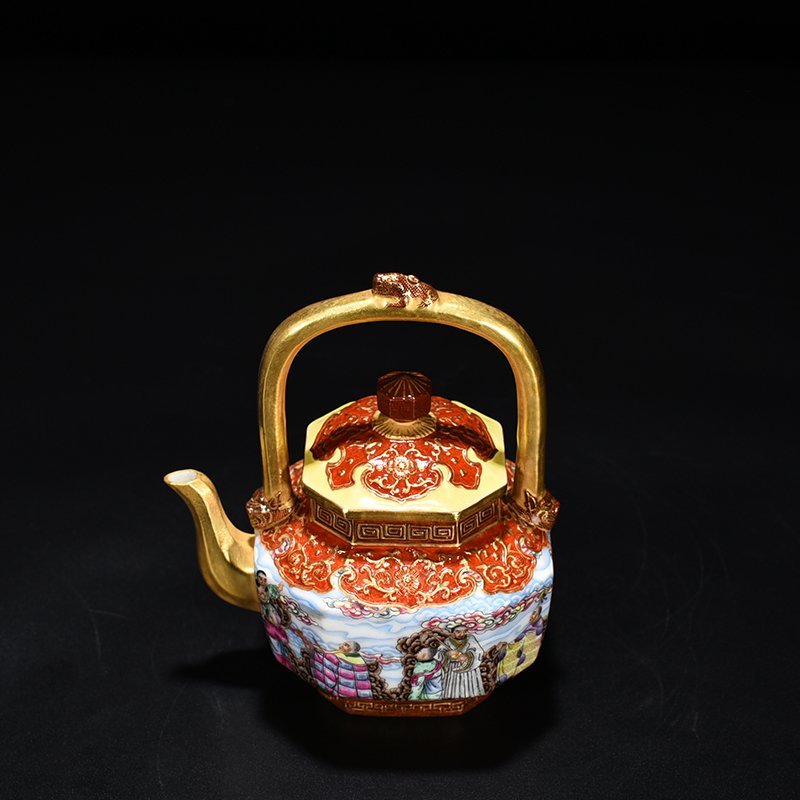 Qing Dynasty Qianlong enamel Eighteen Arhat teapot