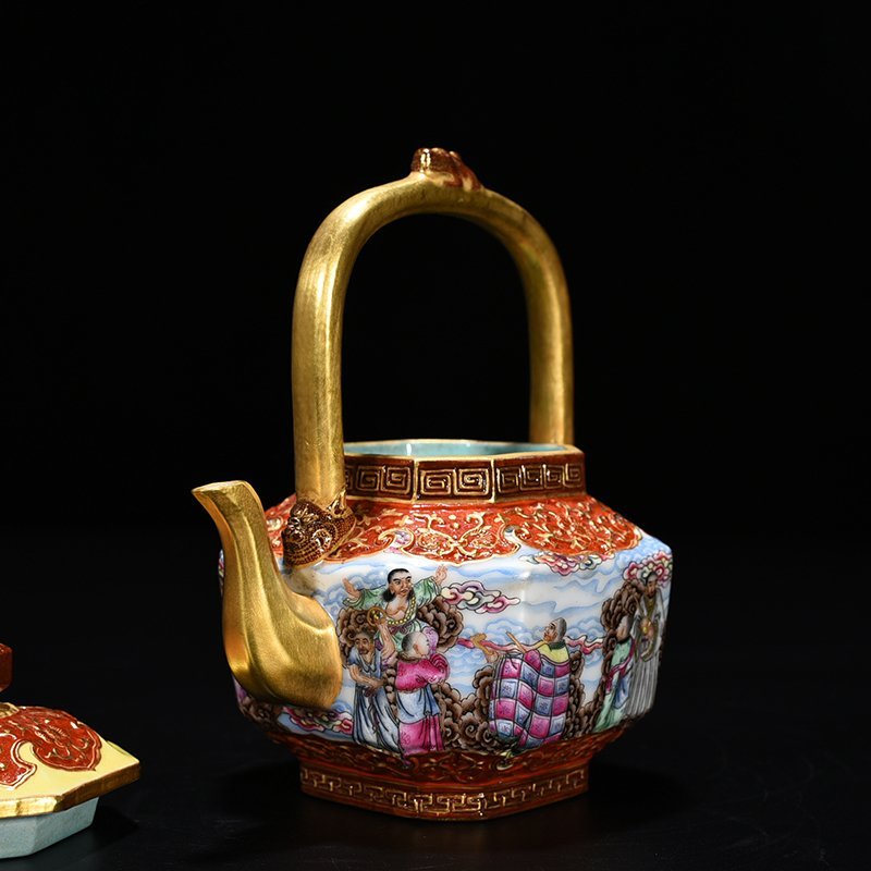 Qing Dynasty Qianlong enamel Eighteen Arhat teapot