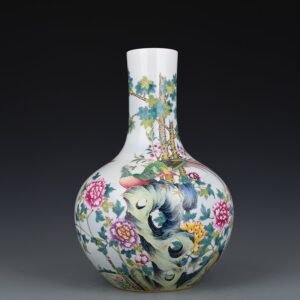 Qing Dynasty Qianlong enamel peacock peony celestial sphere vase