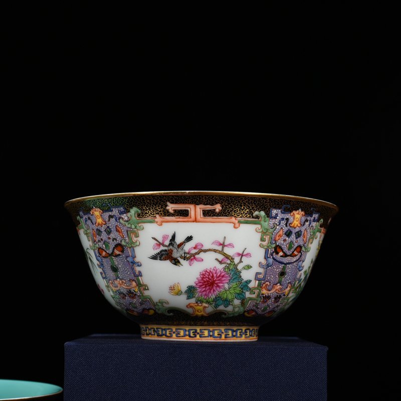 Qing Dynasty Qianlong enamel bowl with four seasons flower and birds