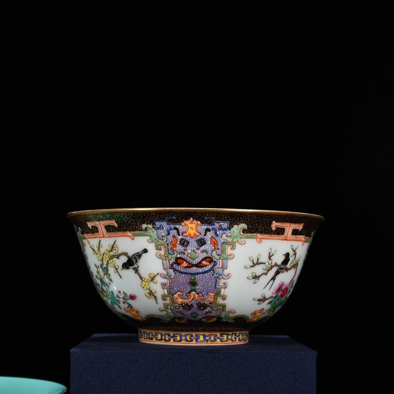 Qing Dynasty Qianlong enamel bowl with four seasons flower and birds