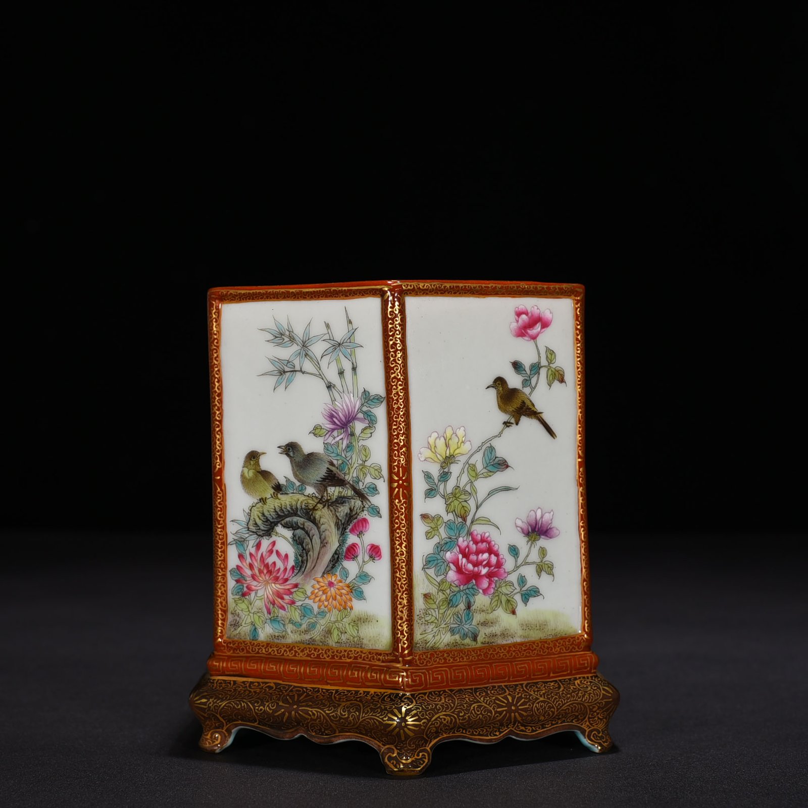 Qing Dynasty Qianlong enamel hexagonal pen holder with flower and birds