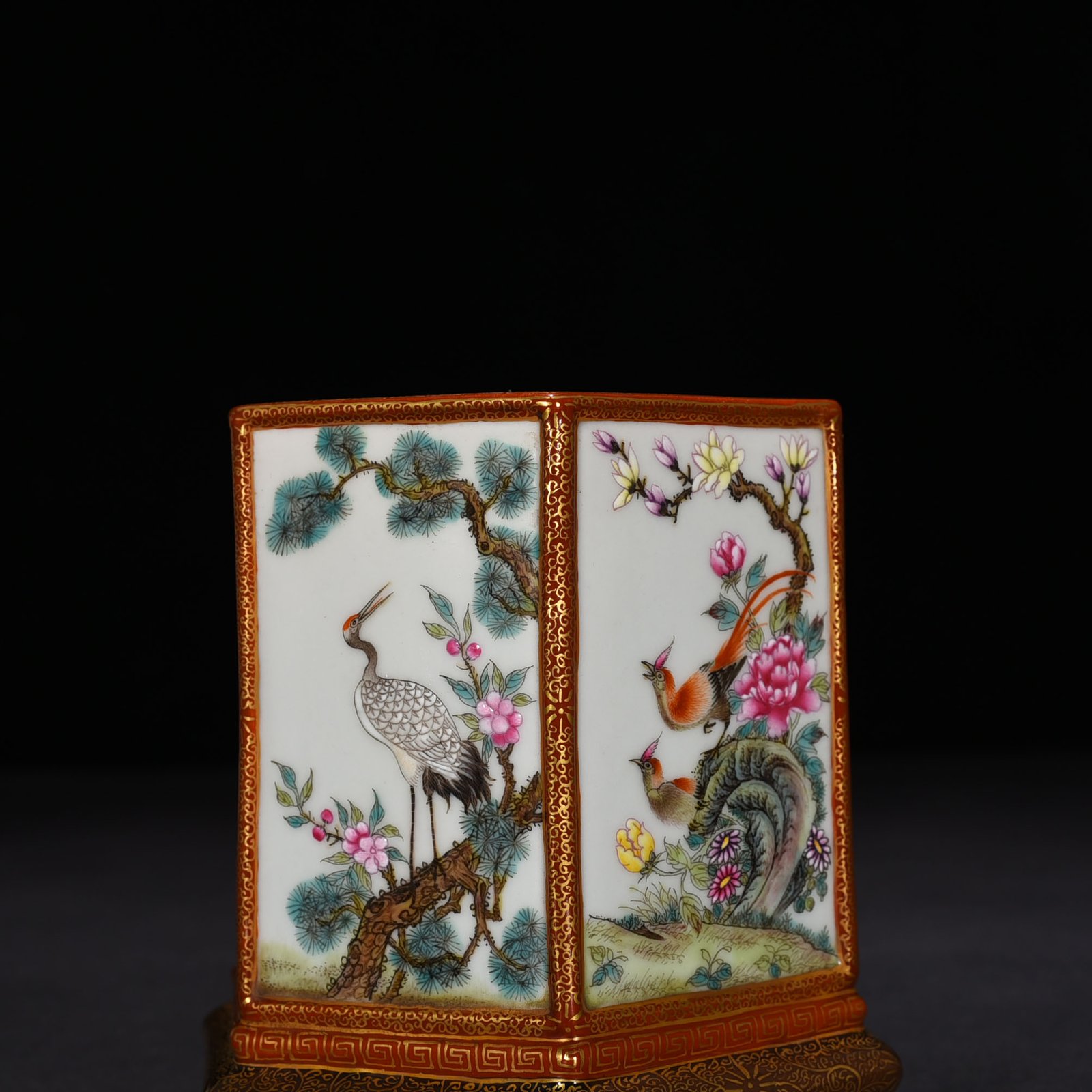 Qing Dynasty Qianlong enamel hexagonal pen holder with flower and birds