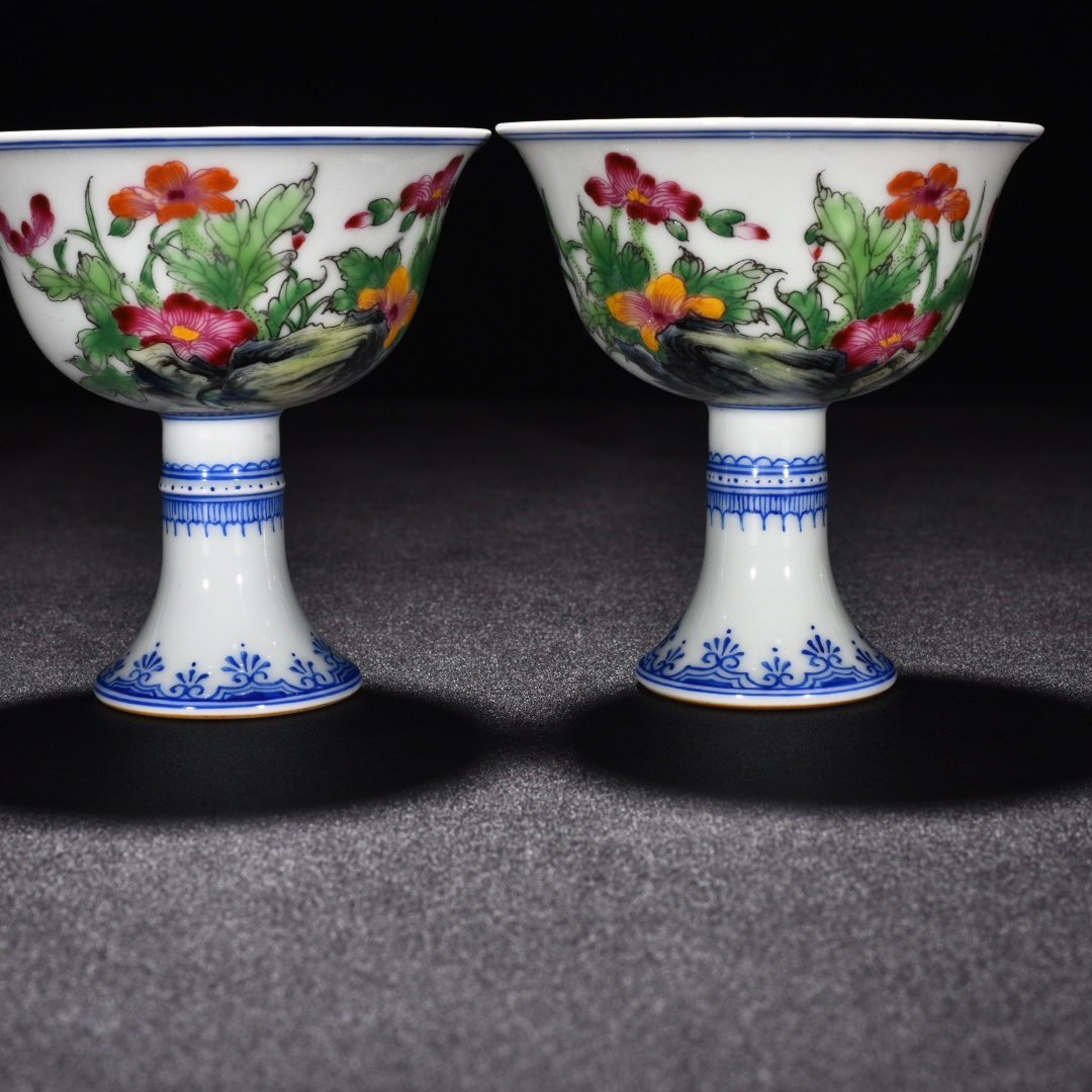 Qing Dynasty Qianlong enamel poppy flower goblet