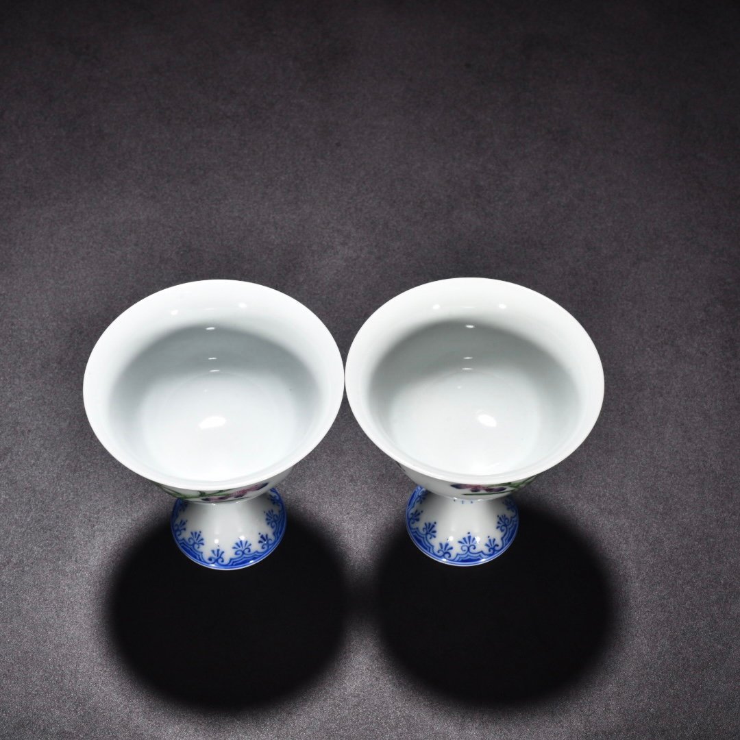 Qing Dynasty Qianlong enamel poppy flower goblet