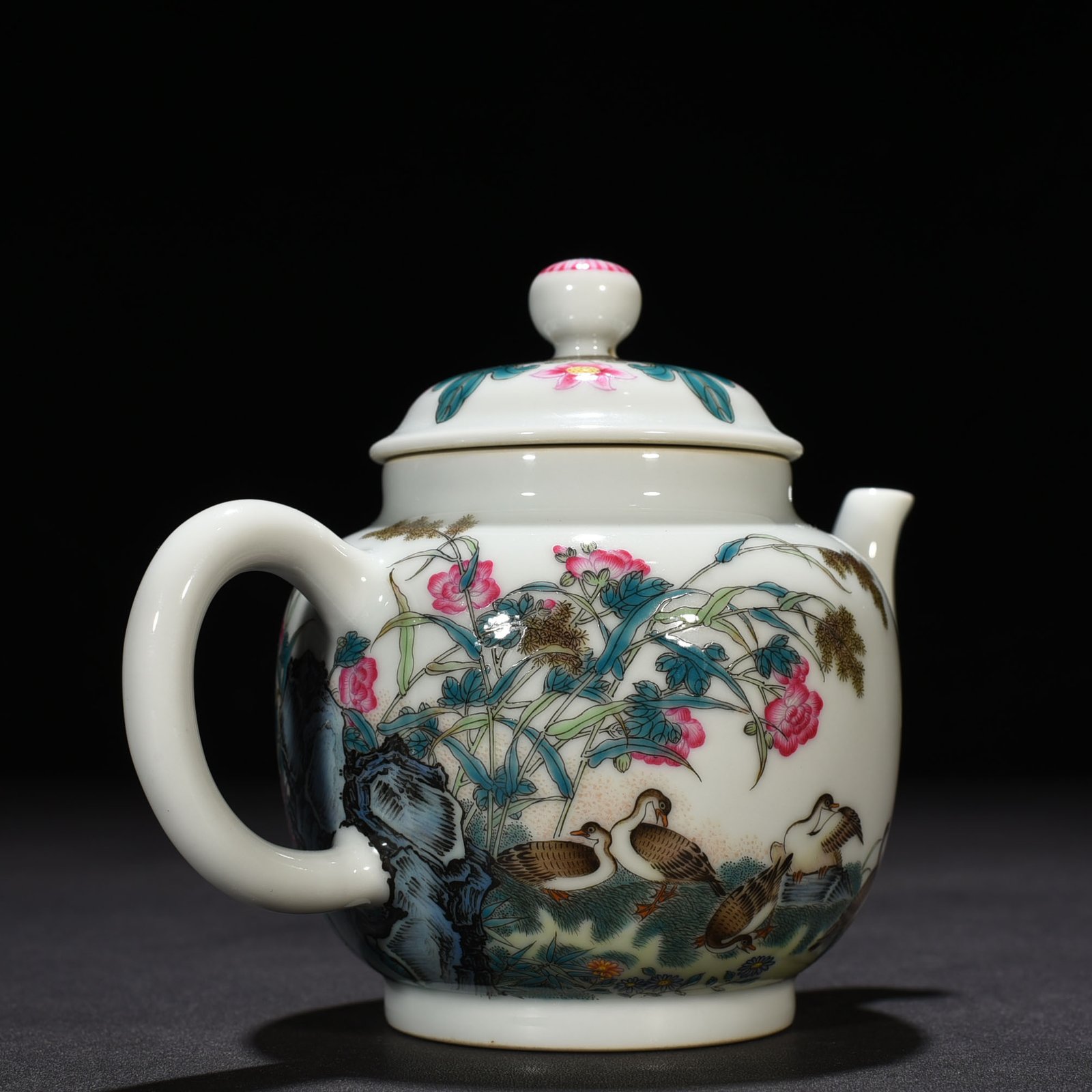Qing Dynasty Qianlong enamel Fei food pot