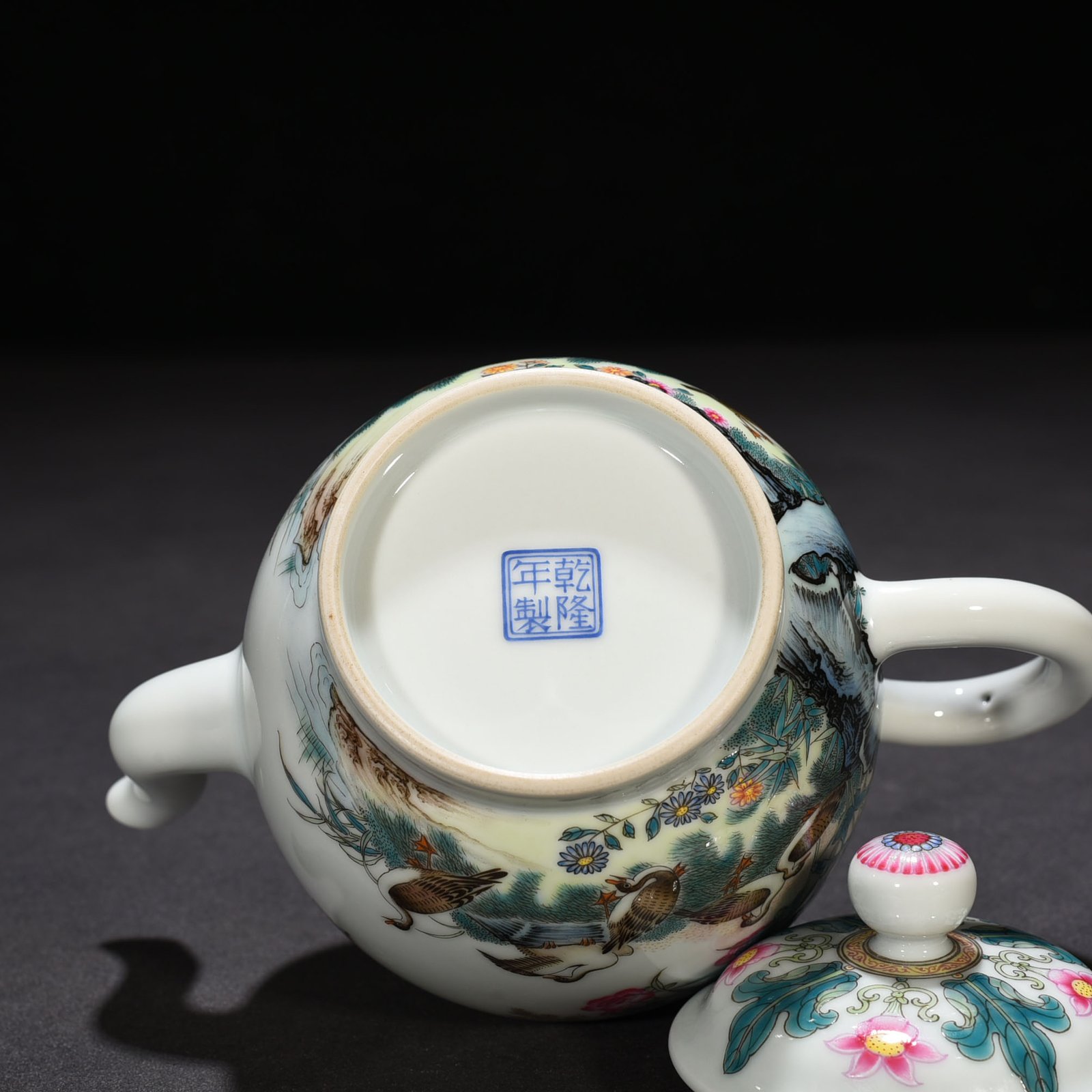 Qing Dynasty Qianlong enamel Fei food pot