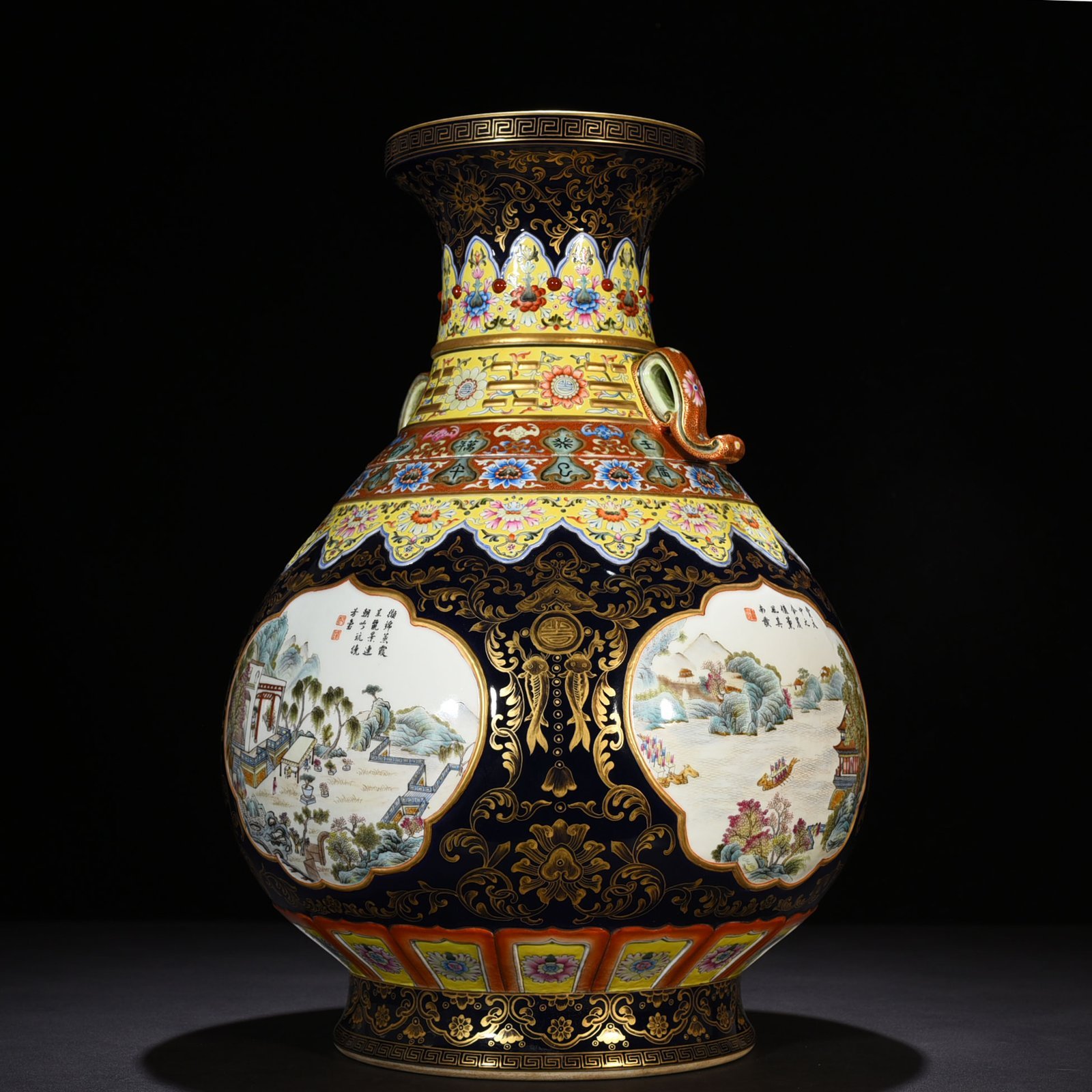 Qing Dynasty Qianlong Festival blue glaze gold painted window landscape vase