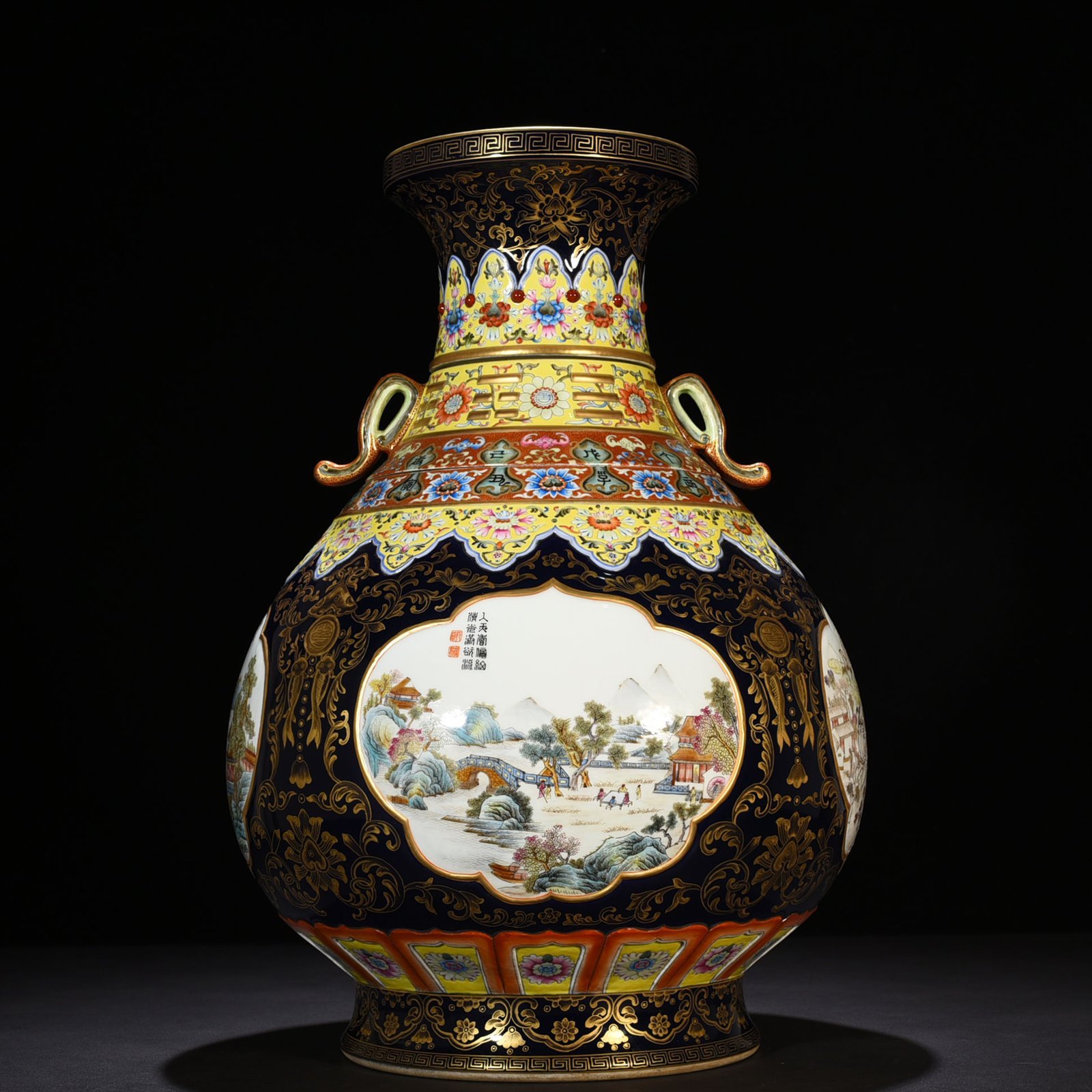 Qing Dynasty Qianlong Festival blue glaze gold painted window landscape vase