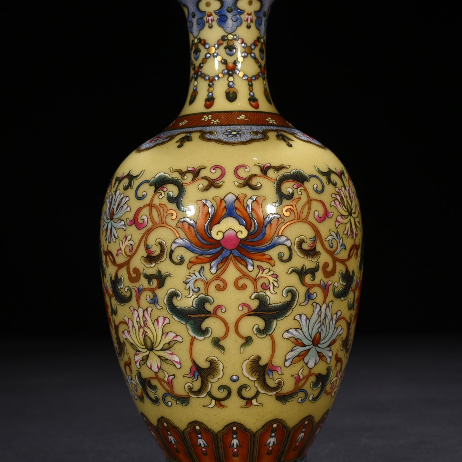 Qing Dynasty Qianlong beige glazed enamel vase with gold and florals