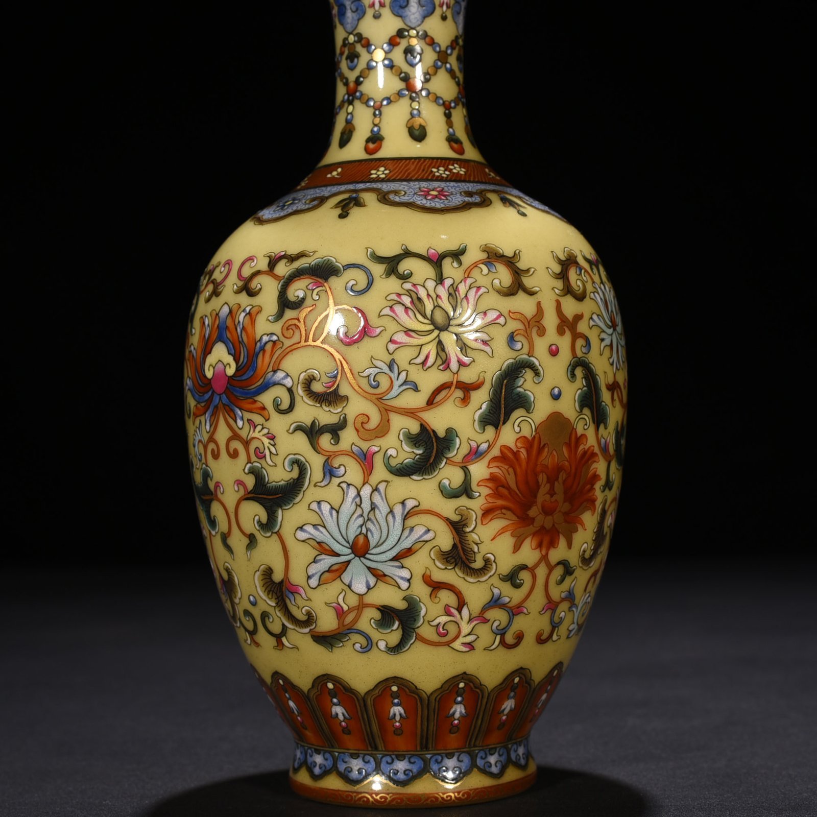 Qing Dynasty Qianlong beige glazed enamel vase with gold and florals