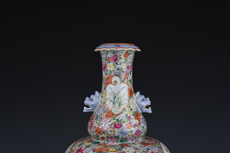 Qing Dynasty Qianlong pastel flower and bird amphora