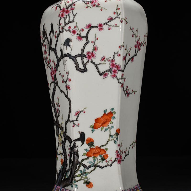 Qing Dynasty Qianlong pastel twelve magpies priMing Dynasty six-square vase