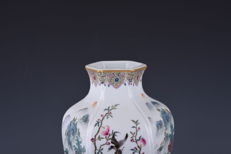 Qing Dynasty Qianlong pastel flower and bird landscape six-square vase