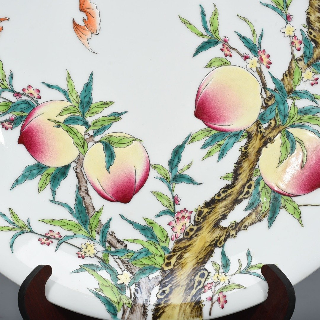 Qing Dynasty Qianlong pastel colored plate