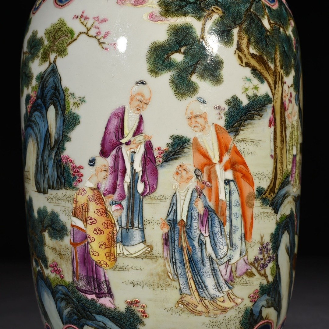 Qing Dynasty Qianlong Pastel Fragrant Mountain Nine Lao Pictures Lantern Vase
