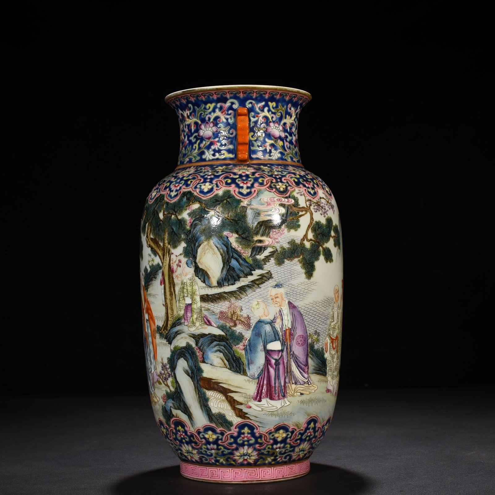 Qing Dynasty Qianlong Pastel Fragrant Mountain Nine Lao Pictures Lantern Vase