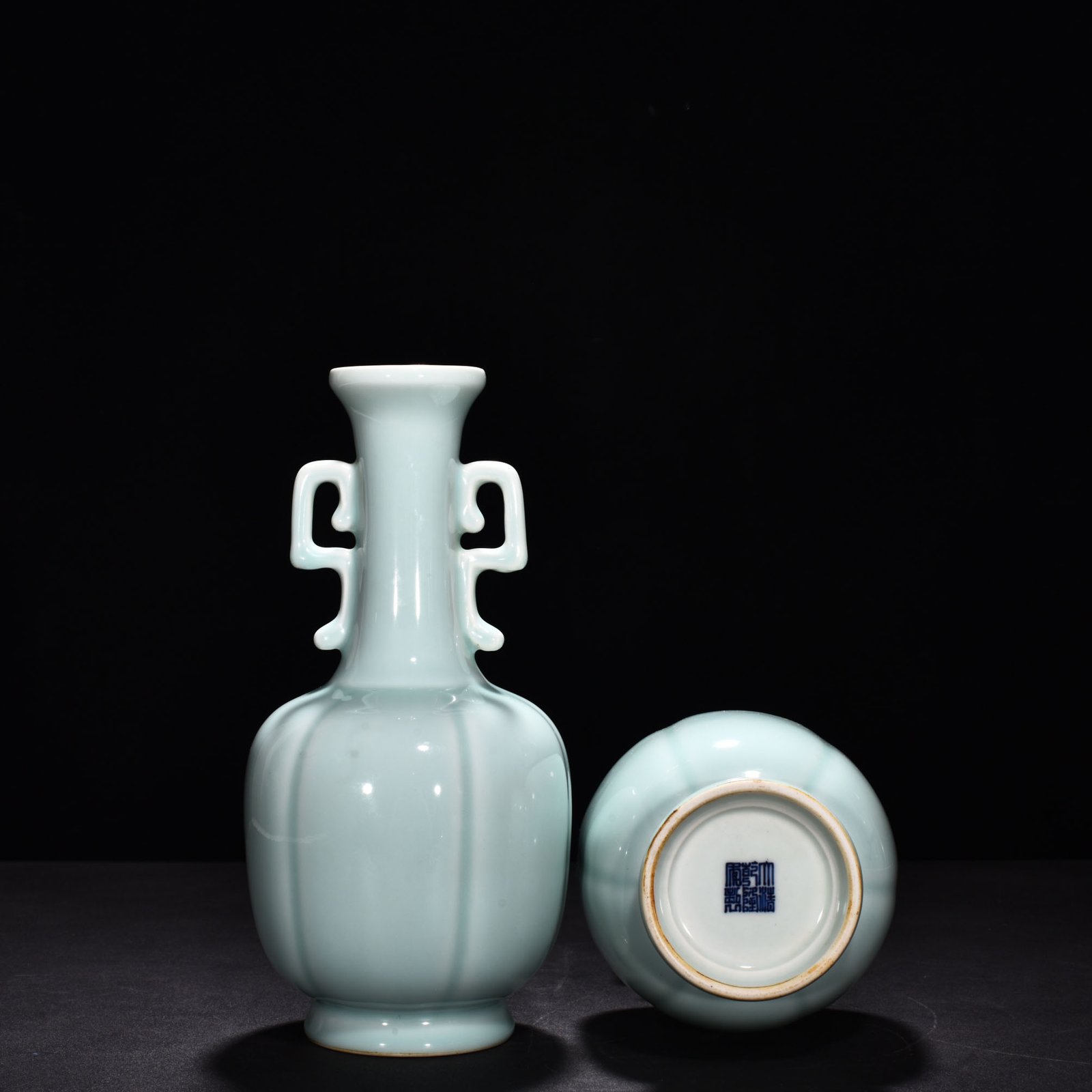 Qing Dynasty Qianlong pink celadon glaze scraped edge amphorae