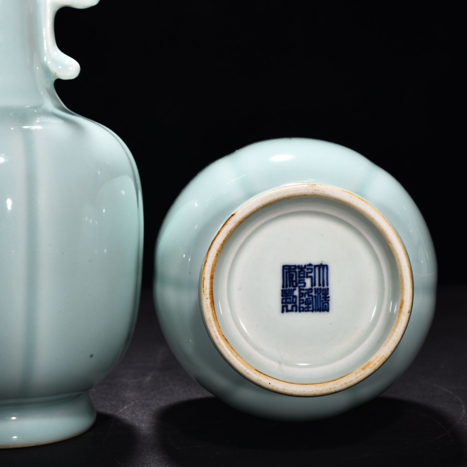 Qing Dynasty Qianlong pink celadon glaze scraped edge amphorae