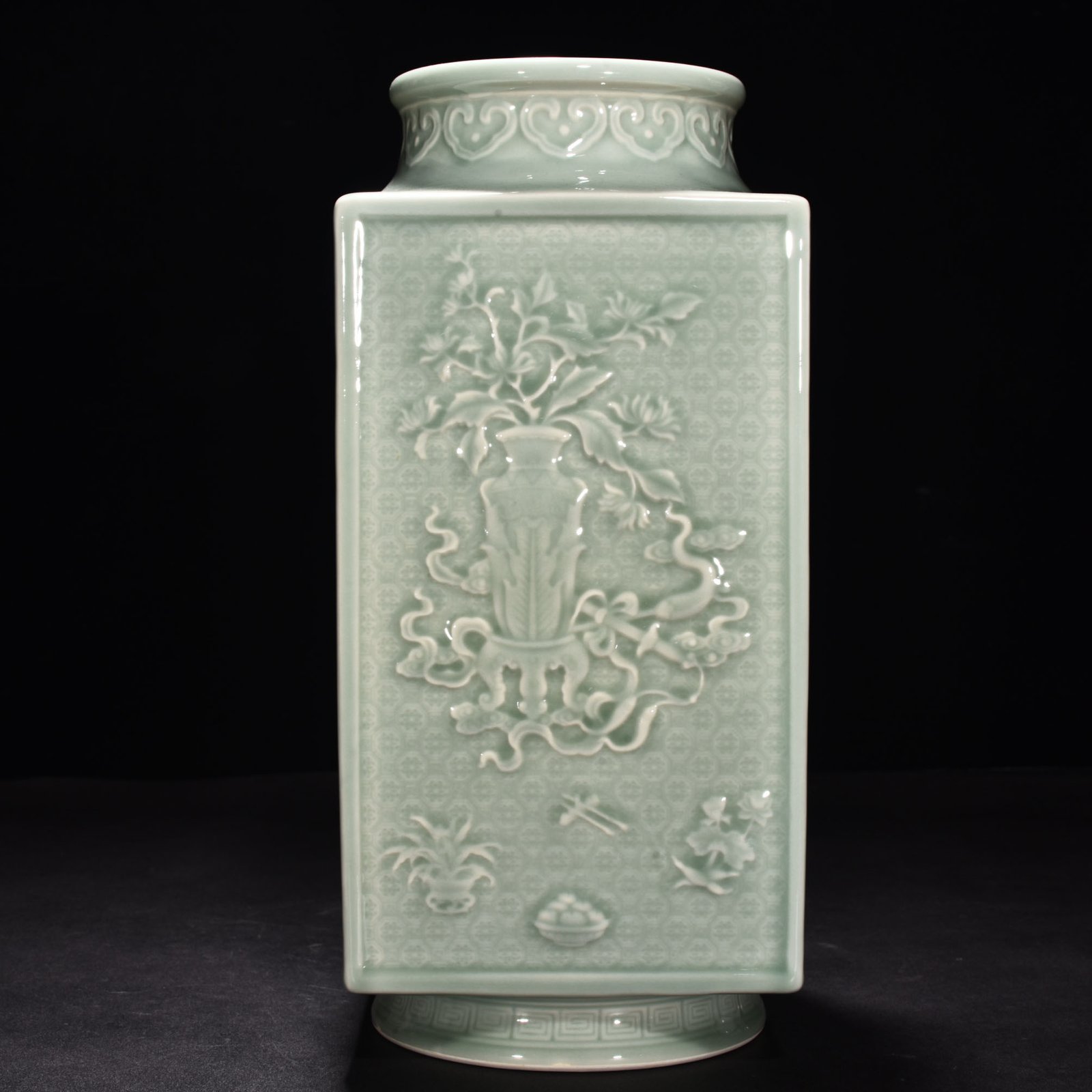 Qing Dynasty Qianlong pink celadon glaze carved ancient flower Cong style square vase