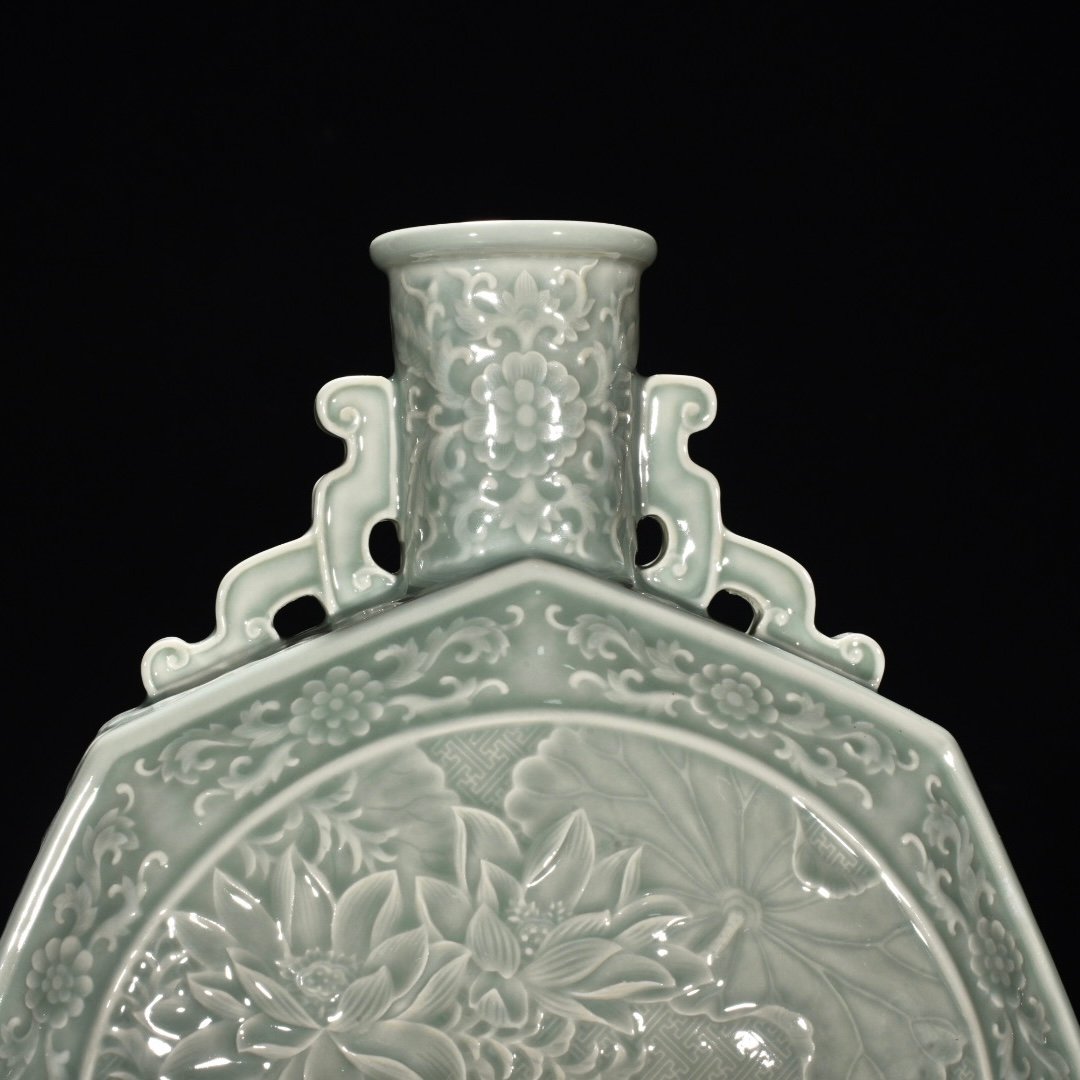 Qing Dynasty Qianlong pink celadon glaze flat vase with carved flowers birds and mandarin ducks