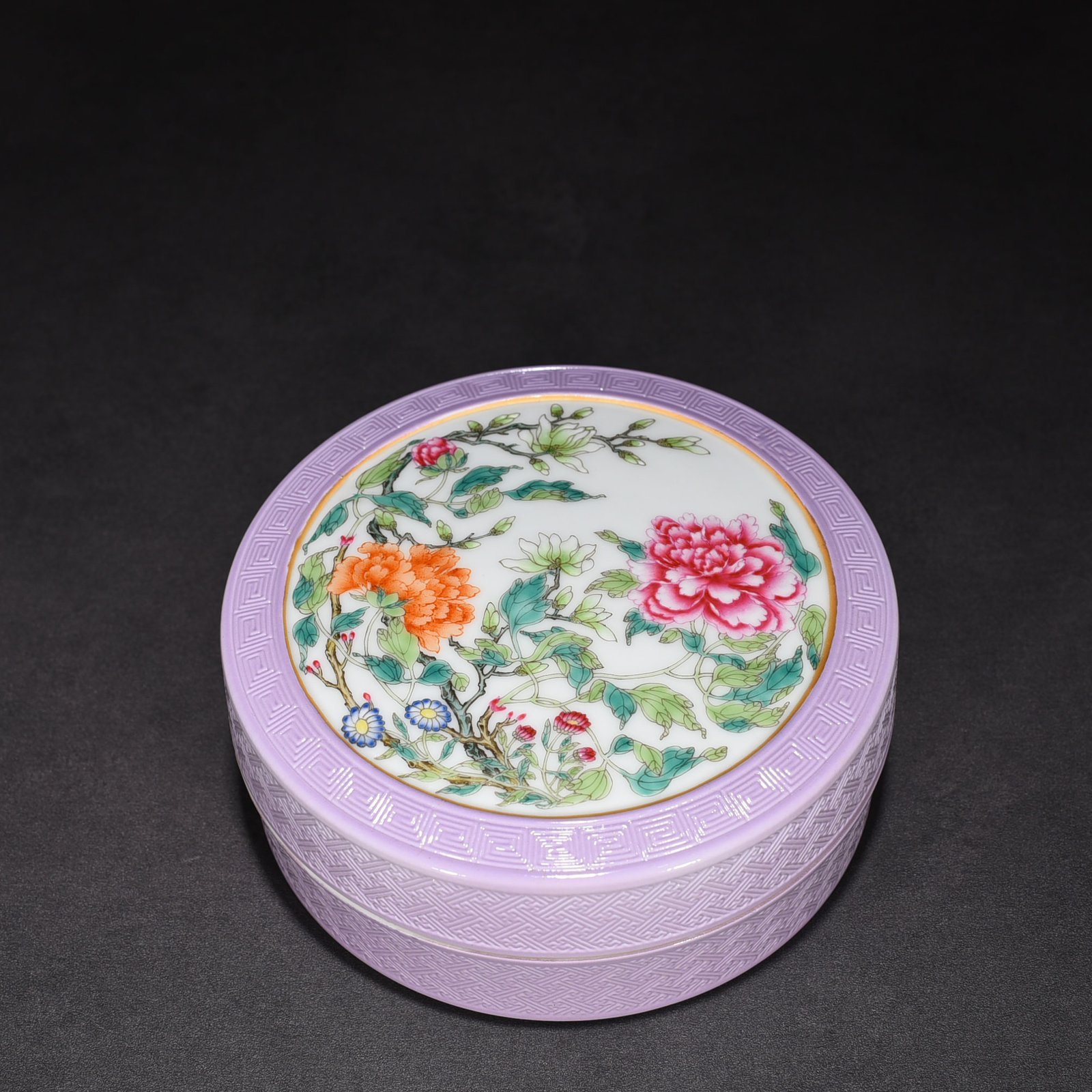 Qing Dynasty Qianlong purple glaze carved window peony flower powder box print box