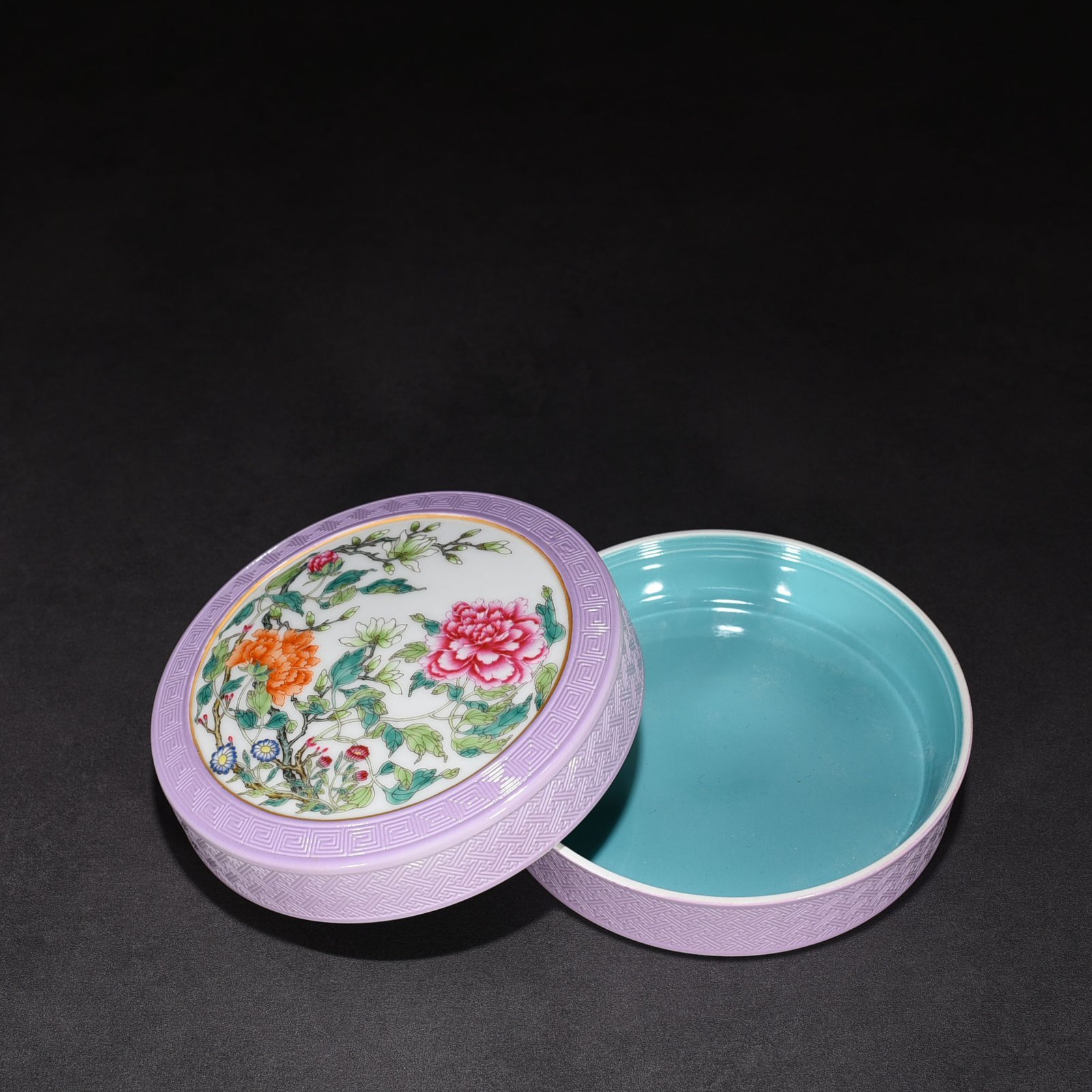 Qing Dynasty Qianlong purple glaze carved window peony flower powder box print box