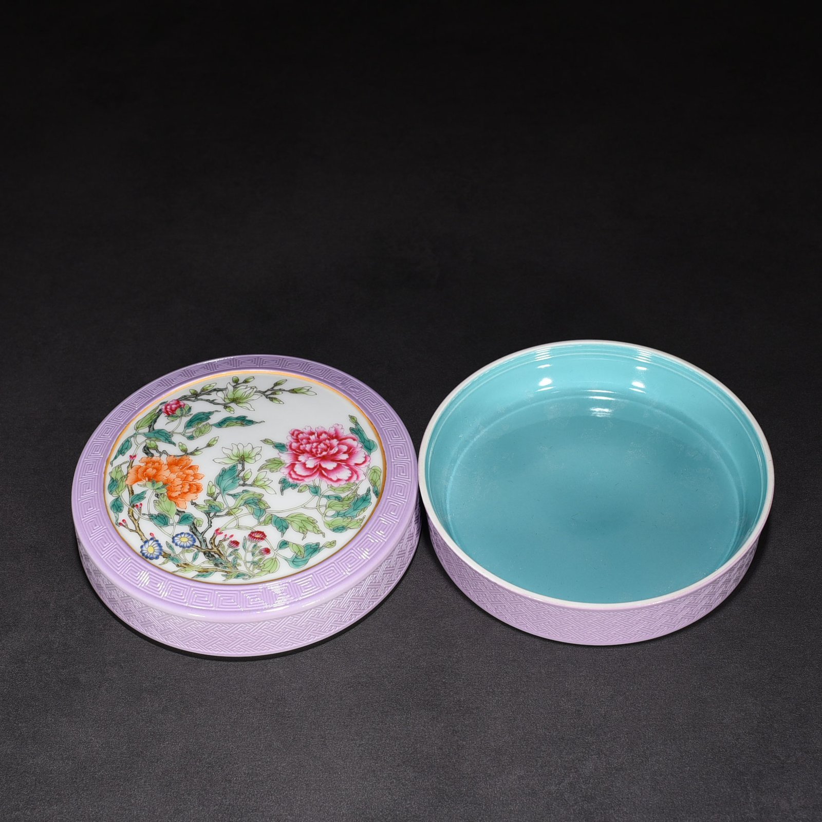 Qing Dynasty Qianlong purple glaze carved window peony flower powder box print box