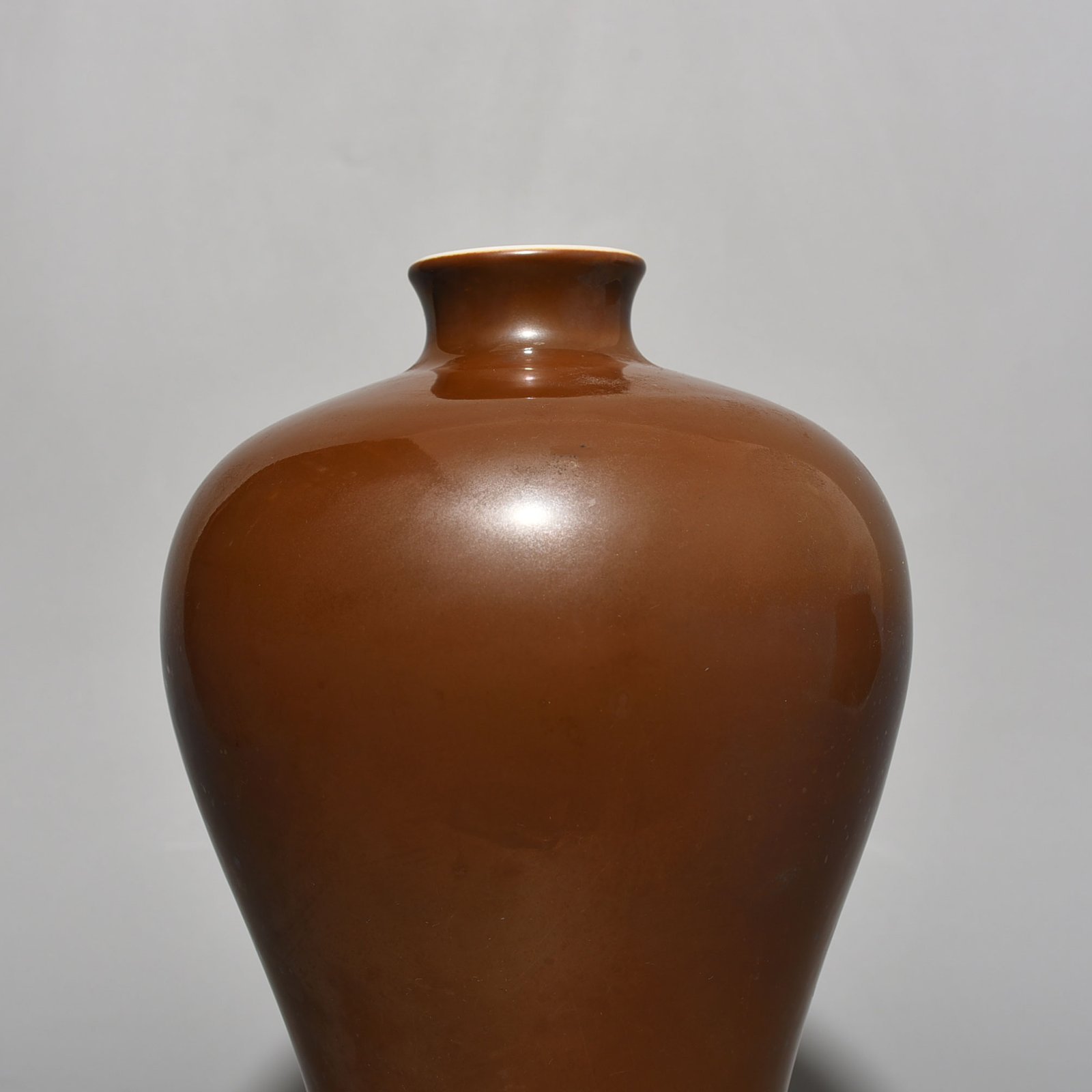 Qing Dynasty Purple gold glazed plum vase