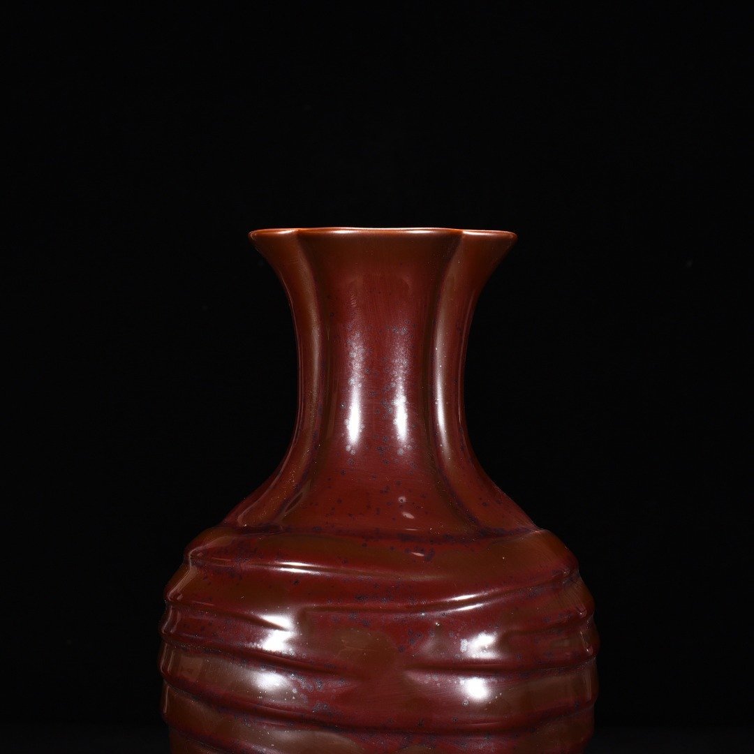 Qing Dynasty Purple gold glaze ribbon baggage vase