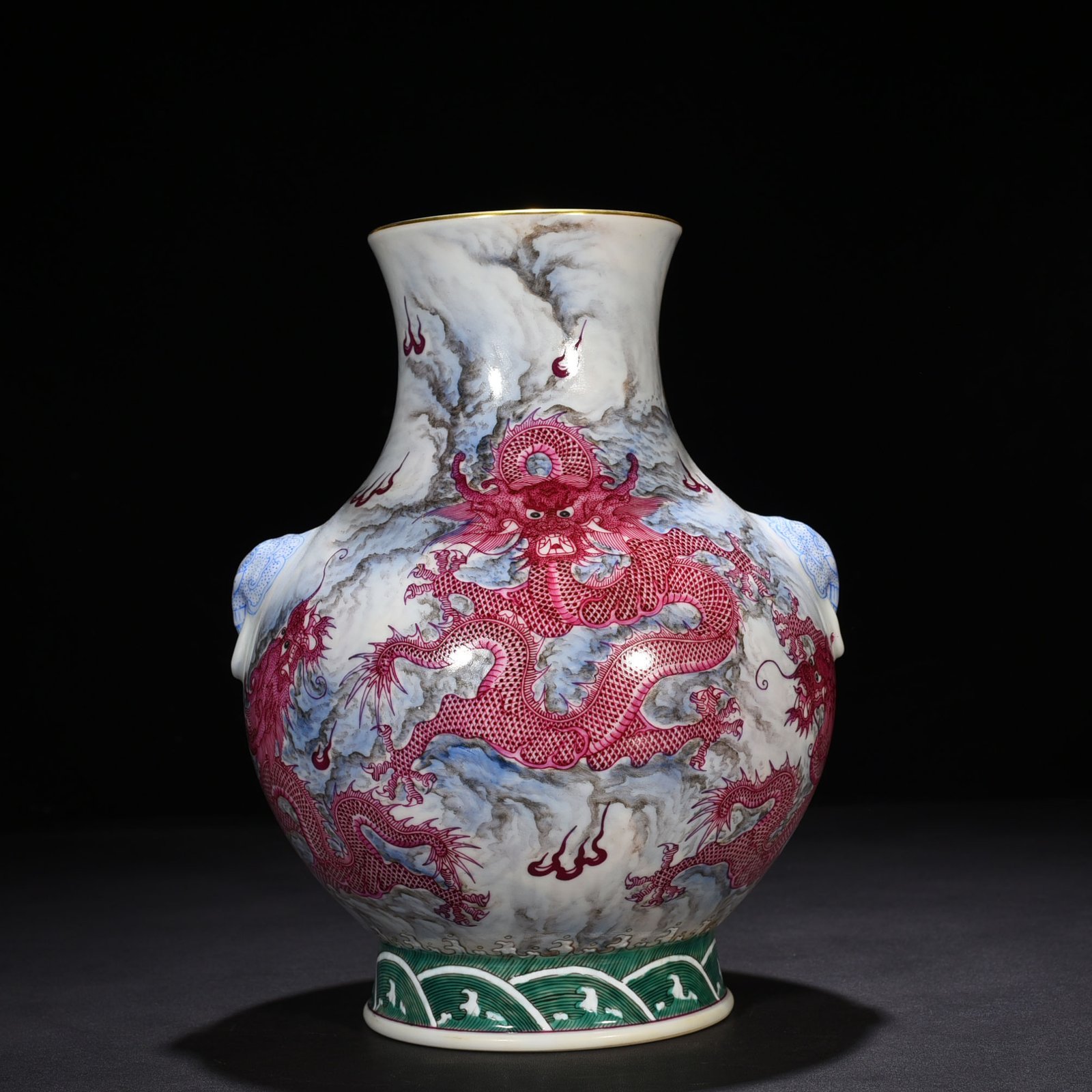 Qing Dynasty Qianlong rouge red five-cloud dragon amphora