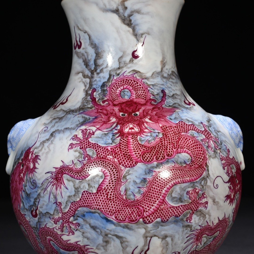 Qing Dynasty Qianlong rouge red five-cloud dragon amphora
