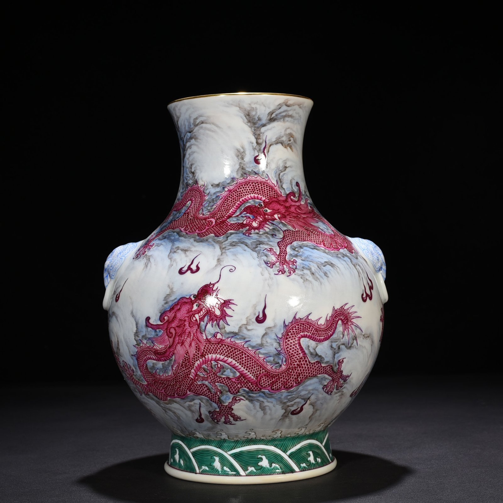 Qing Dynasty Qianlong rouge red five-cloud dragon amphora