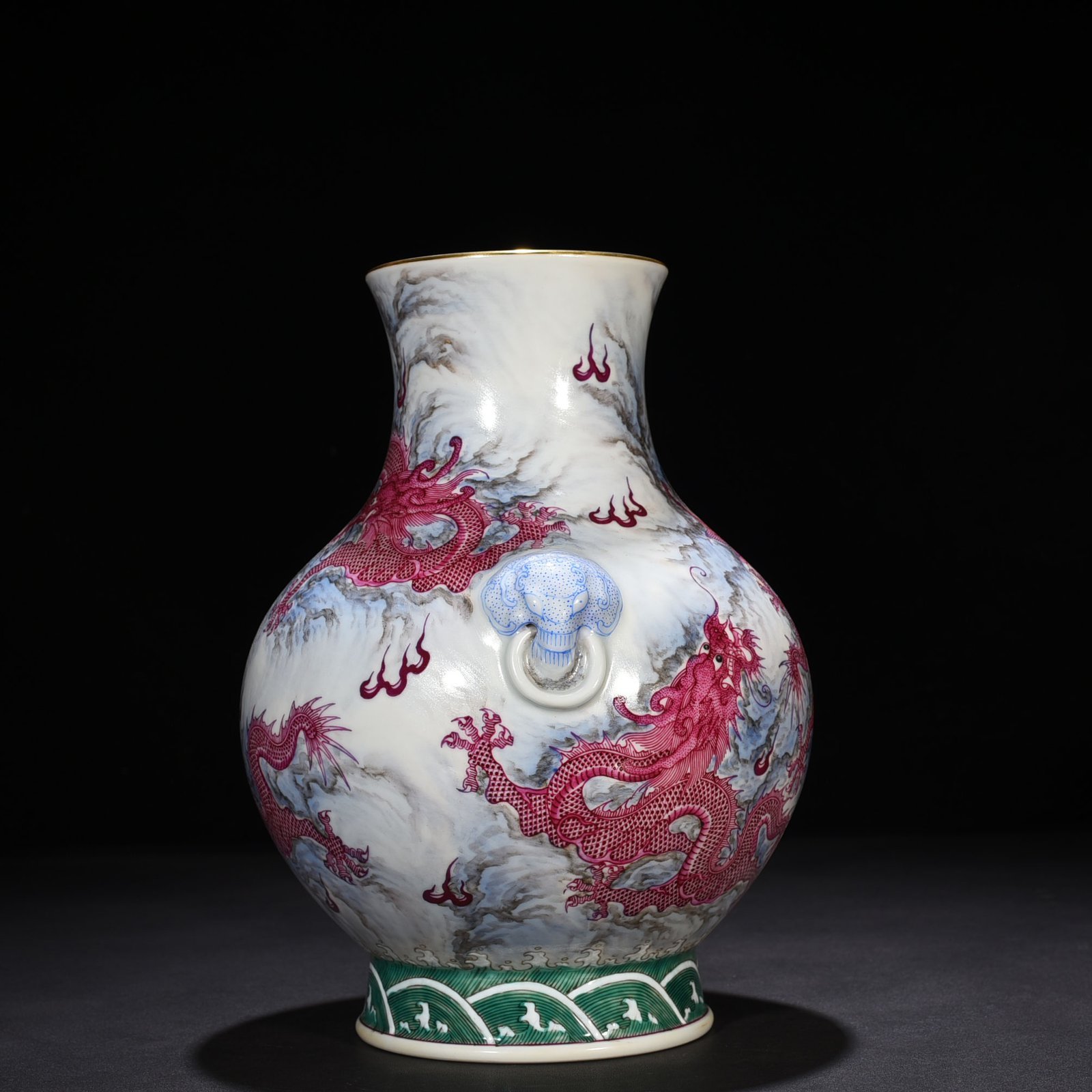 Qing Dynasty Qianlong rouge red five-cloud dragon amphora