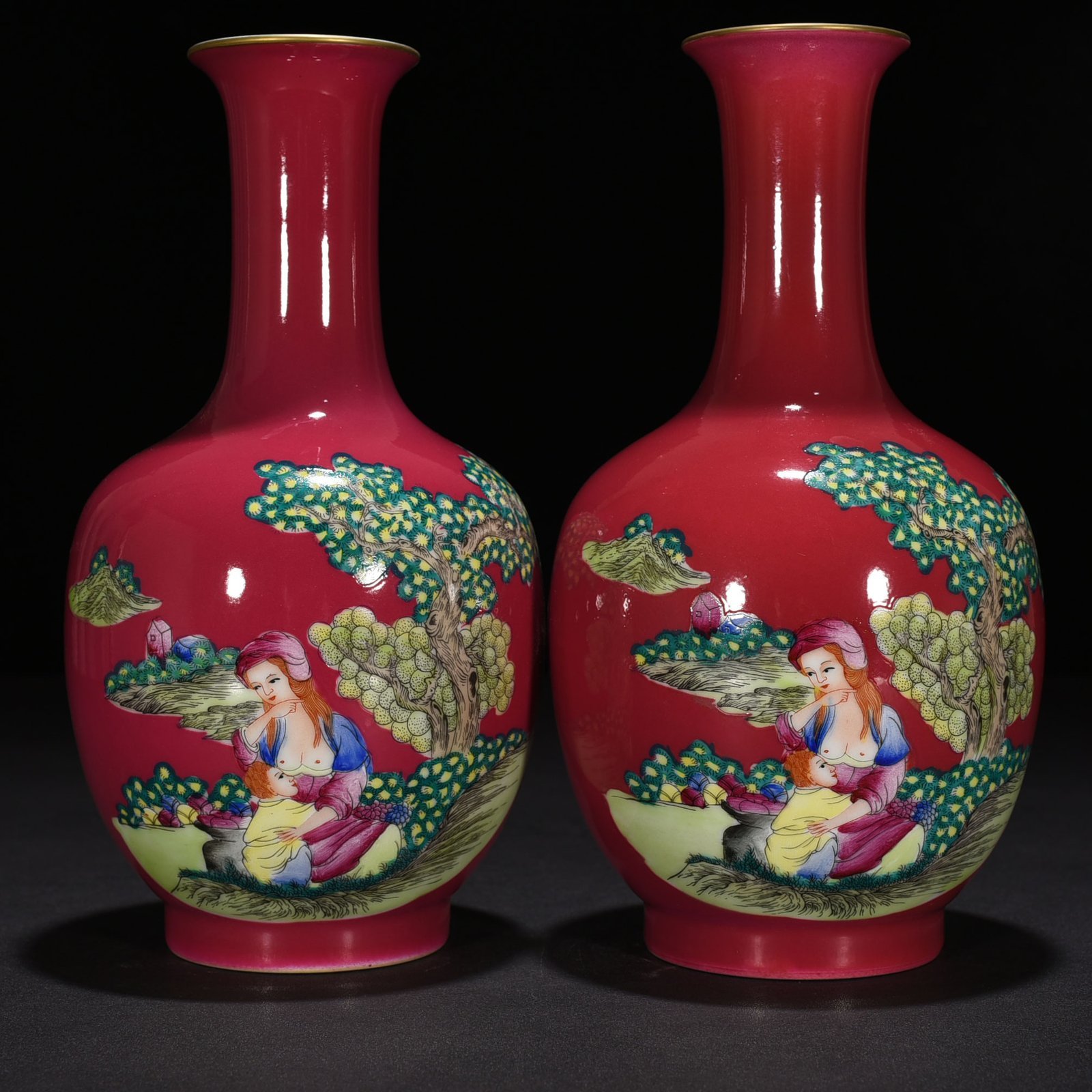 Qing Dynasty Qianlong rouge red ground enamel Western figure vase