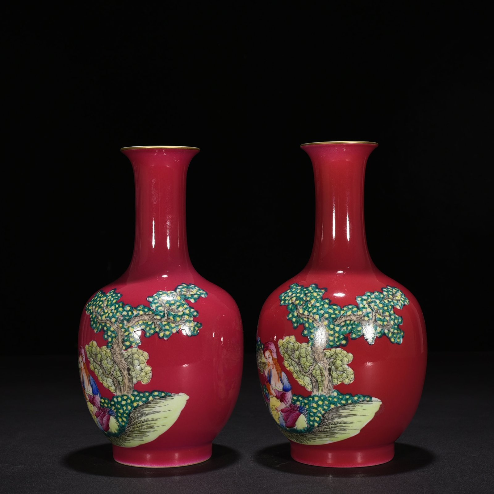 Qing Dynasty Qianlong rouge red ground enamel Western figure vase