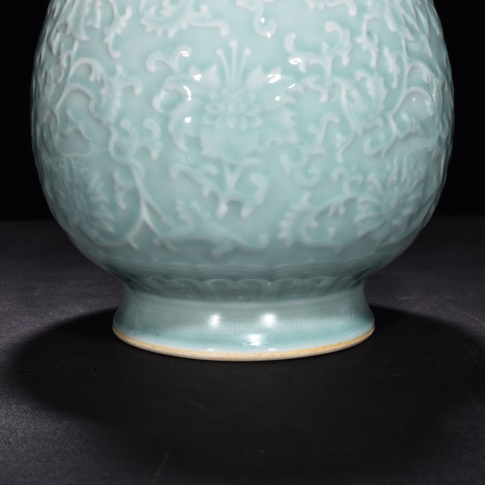 Qing Dynasty Qianlong flower deer head statue