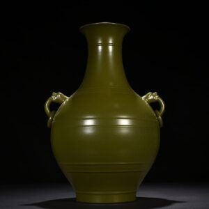 Qing Dynasty Qianlong tea powder-glazed amphorae with dazzlings