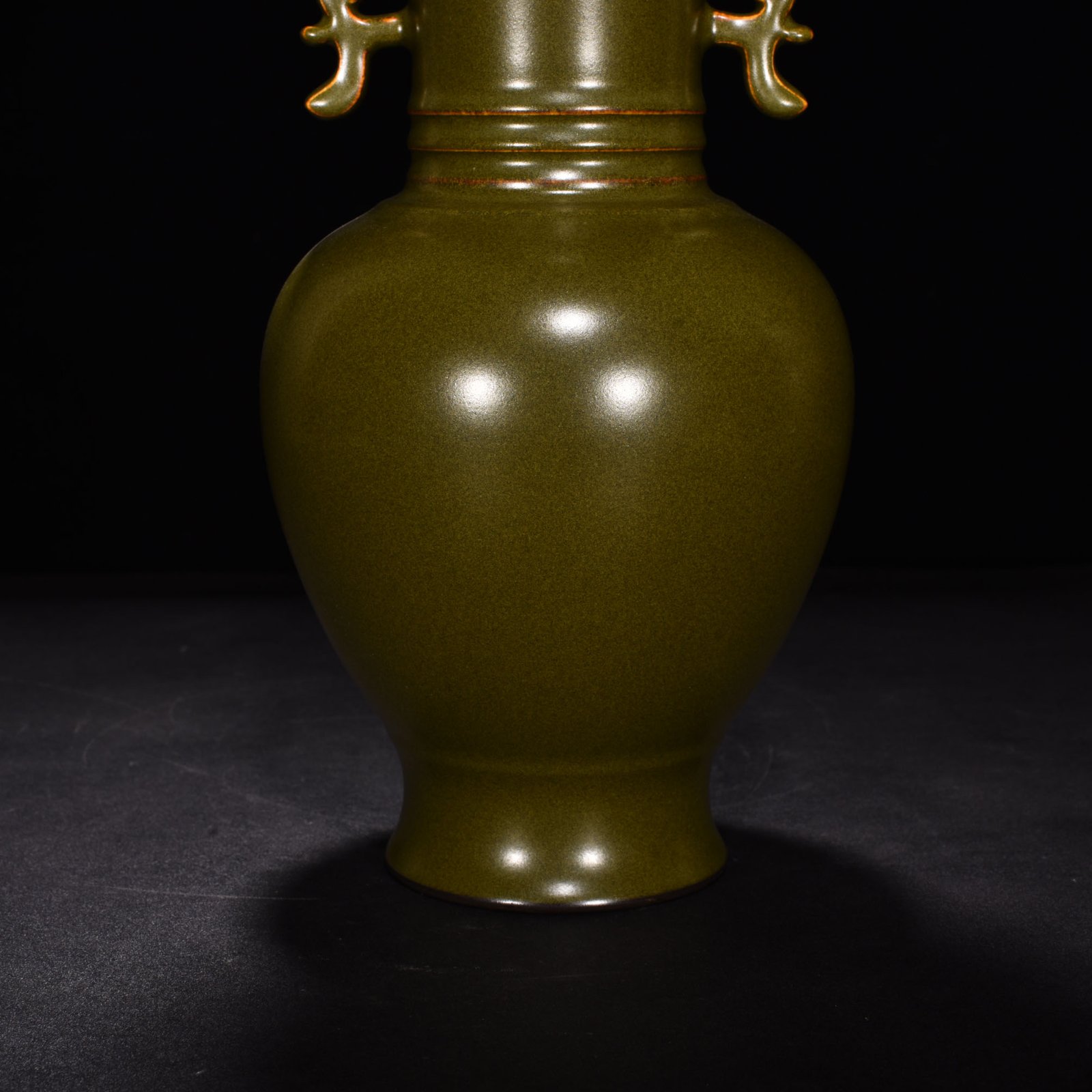 Qing Dynasty Qianlong tea powder glaze double-eared flower goblet