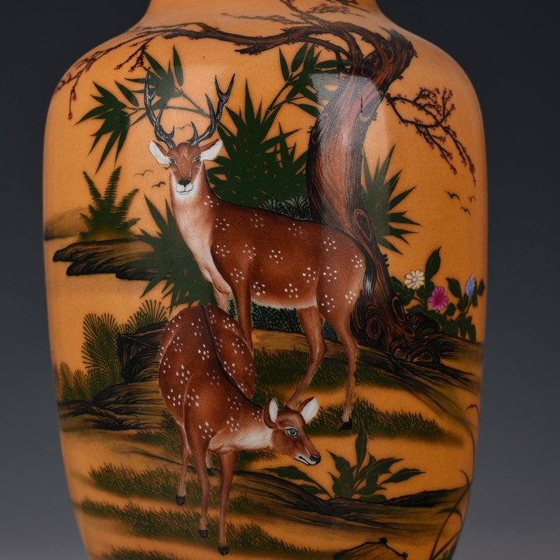 Qing Dynasty Qianlong Painted Double Deer Lantern Vase